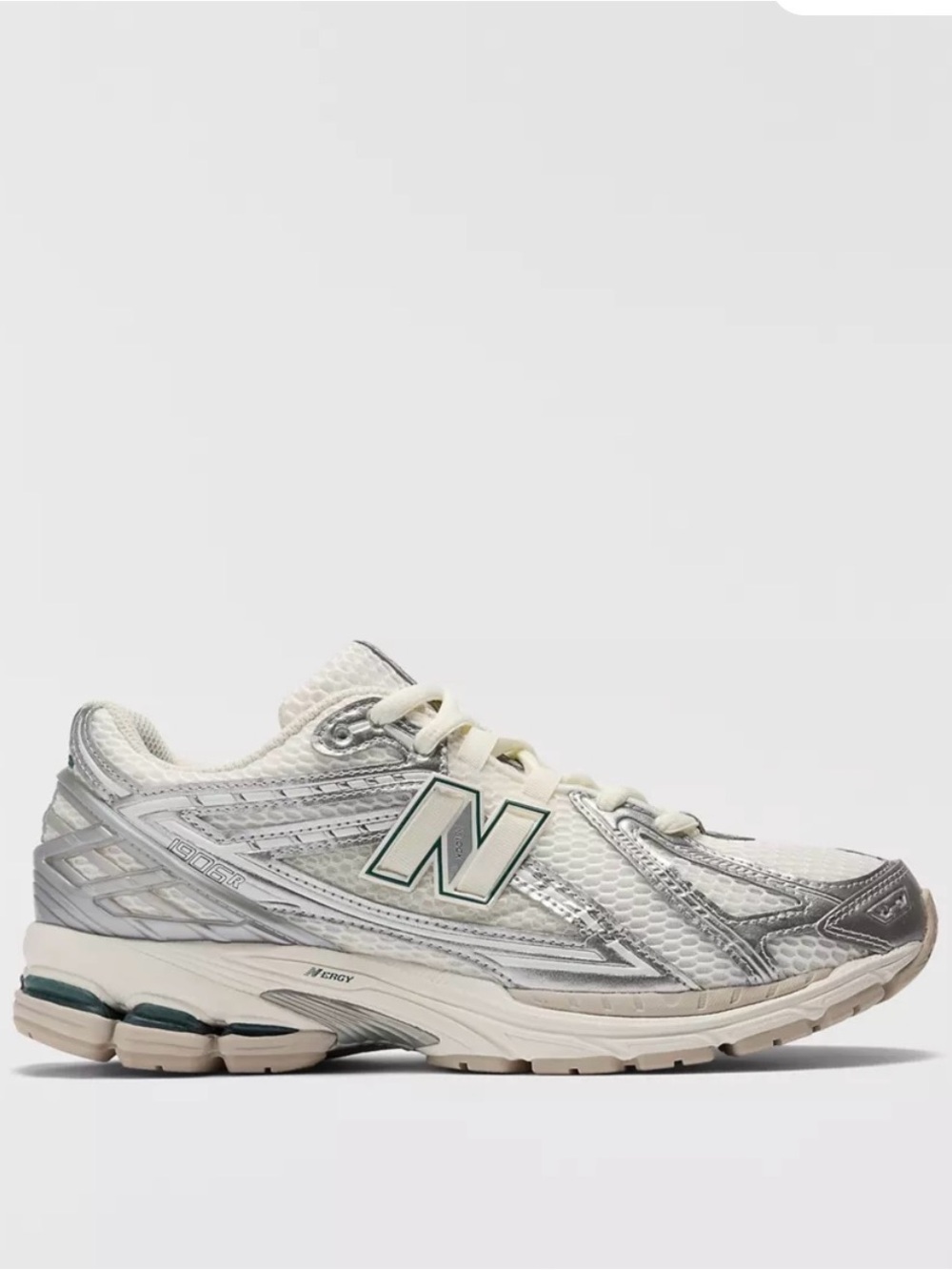 New Balance Women's Silver/Metalic sea salt 1906R Sneaker